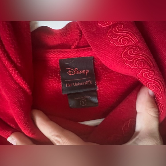 HerUniverse Mulan Hoodie - Picture 5 of 5